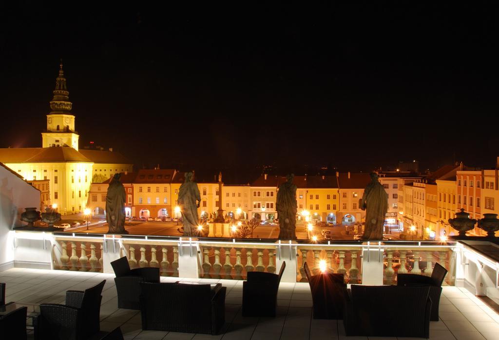 Hotel U Zlateho Kohouta Kroměříž Εξωτερικό φωτογραφία