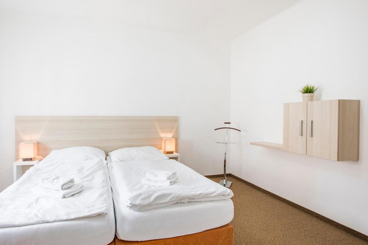 Hotel U Zlateho Kohouta Kroměříž Εξωτερικό φωτογραφία